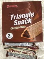 Triangle Snack ขนมอบกรอบสอดไส้ครีมรสนม และรสช็อกโกแลต (ขนาด 65 กรัม 24 ชิ้น)