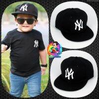 หมวก NY หมวกเบสบอลเด็ก (New York Yankees)   สำหรับเด็ก เหมาะสำหรับเด็กอายุ 1 - 7 ปี ใส่ได้ด้านหลังปลับเลื่อนได้