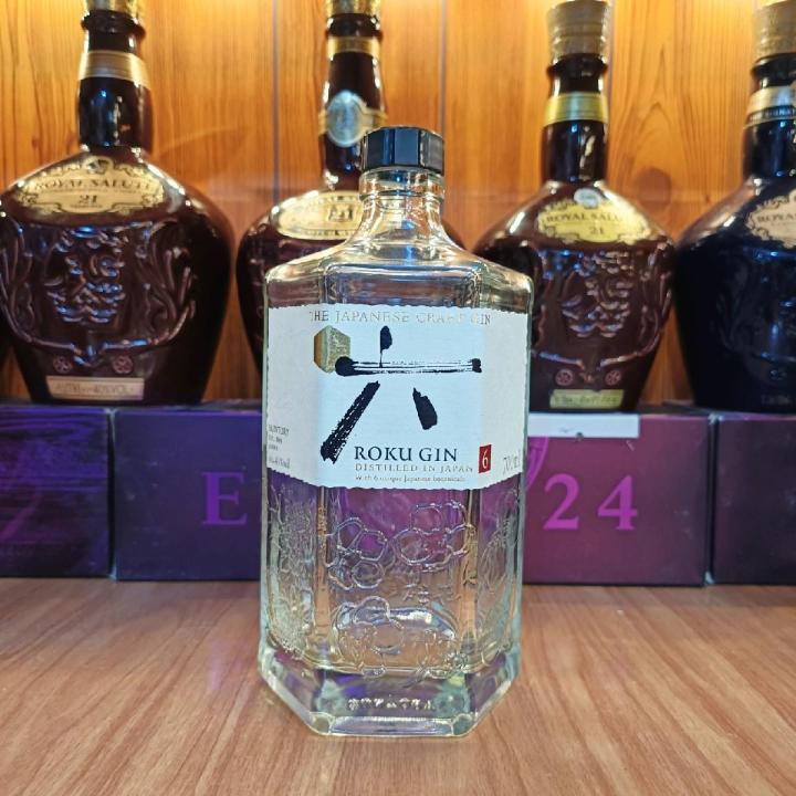 Vỏ chai Roku Gin decor mới 99% (chai rỗng) | Lazada.vn