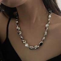 ล็อคสร้อยคอเย็บปักมุกไม่ธรรมดารักต่างเพศสามมิติสายโซ่คล้องคอสุดหรูสำหรับอุตสาหกรรมหนักเบา