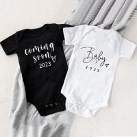 Baby Announcement Coming Soon 2023 Newborn Baby Bodysuits Summer Boys Girls Romper Body Pregnancy Reveal Clothes