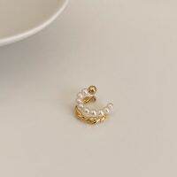 pearly gold ear cuff - morning.earrings