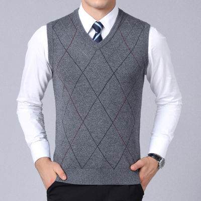 New Fashion Brand Sweater For Mens Pullover Vest Slim Fit Jumpers Knitwear Plaid Autumn Korean Style Casual Men Clothes