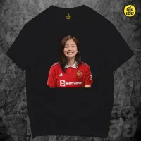 [มีสินค้า] เสื้อ เจนนี่ใส่เสื้อแมน ยู มีทั้งขาว ครีม และดำ cotton 100%