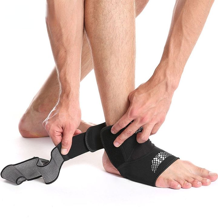 1ชิ้นที่พยุงรั้งข้อเท้ากีฬารัดกล้ามเนื้อยืดหยุ่นปรับได้สายรัดเท้าอุปกรณ์ป้องกันยิมฟิตเนส