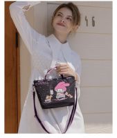 Lesportsac 2023 ใหม่ Coolomi กระเป๋า Messenger ความจุขนาดใหญ่ L137 18*26