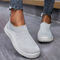 【LZ】 Casual Shoes Womens Sneakers Solid Color Sneakers Women Slip On Sock Ladies Flat Shoes Woman Shoes Woman Vulcanize Shoes