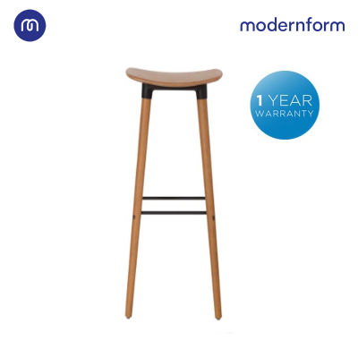 Modernform เก้าอี้บาร์สตูลสูง เบาะพลาสติก ขาไม้จริง ที่วางเท้าเหล็กสีดำ เหมาะกับการตกแต่งออฟฟิศ เเละคาเฟ่สไตล์โมเดอร์น   รุ่น ETI 001C