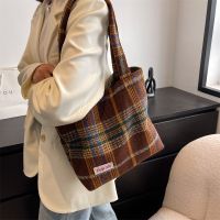 【Lanse store】Tote Women  39;s Bag Shoulder Wool Shopper Bags For Women Large Capacity Autumn Winter New Soft Plaid Ladies Travel Designer Handbag