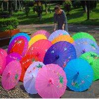 1pcs Chinese art umbrella bamboo frame silk parasol for wedding birthday party bride bridemaid hand-painted flower design