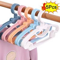 5/1Pcs Kids Clothes Hangers Portable Multifunction Hook Design Outdoor Clothe Drying Rack for Children Plastic Hangers Organizer