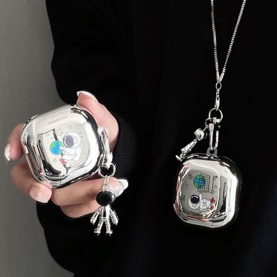 Universe Planet Plating Astronaut Keyring Case For Samsung Galaxy Buds Live Buds2 Buds 2 Pro Protective Earphone Cover Chain Headphones Accessories