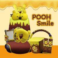 HIC หุ้มเบาะและอุปกรณ์ ลาย Pooh Smile ลิขสิทธิ์แท้ ใช้ตกแต่งรถยนต์เพื่อความสวยงาม และปกป้องเบาะรถยนต์จากแสงแดด