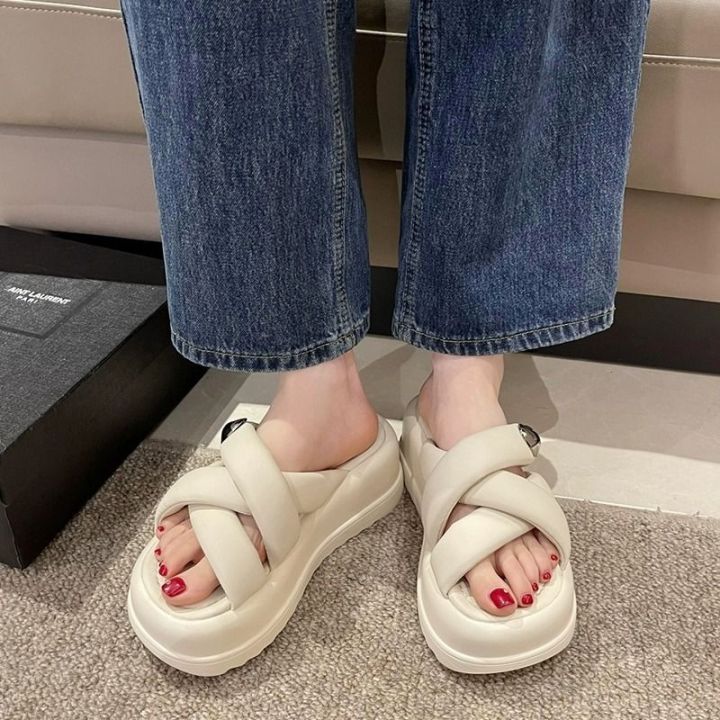 july-internet-celebrity-slippers-womens-summer-outerwear-niche-high-end-sense-2023-new-office-heightened-thick-soled-sandals-and-beach-shoes