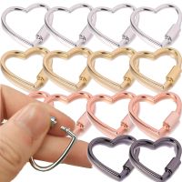 Heart Shaped Opening Buckle Metal Spring Gate Ring Keychain Dog Chain Clip Hook Handbag Belt Connection Buckles DIY Accessories Key Chains