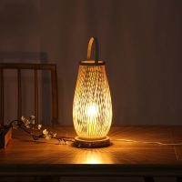 Handicraft Wooden Table Lamp Vintage Chinese Style R Desk Lamp Lights for Room Decoration Personality Beside Table Lamp