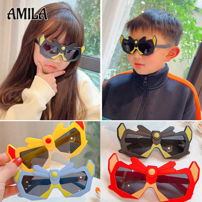 AMILA แว่นกันแดดเด็ก เด็กชายและเด็กหญิงแว่นกันแดดที่ช่วยป้องกันแสง UV รูปการ์ตูนสุดเจ๋ง