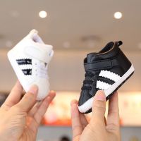 Newborn Shoes Classic Leather Sneakers For Boys And Girls Baby Shoes Striped Baby Soft Soled Shoes Non-slip First Walking Shoes