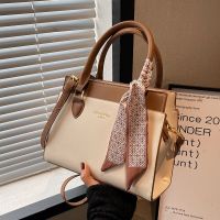 High-end texture retro small bag for women 2023 summer new popular popular crossbody bag handheld tote small square bag 【JYUE】