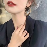 Korean Classic Geometry Metal Earrings Atmosphere Vintage Gold Color Square Hoop Earrings For Women Wedding Jewelry Gift