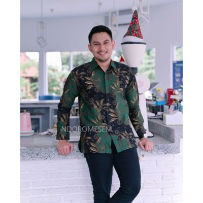 PRIA HIJAU (PREMIUM) Batik Men Long Sleeve Layer FURING Fabric Fine Green PANGERAN BATURADEN