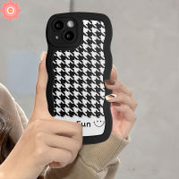 เคสโทรศัพท์ใช้ได้กับ iPhone 11 XR 7 8 6 6S Plus 14 12 13 Pro Max 14 Plus X XS Max SE 2020 Ins แฟชั่น Houndstooth Pattrtn สนุกกับขอบลอนนุ่มกรอบสีดำ