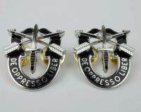 tomwang2012. PAIR US ARMY SPECIAL FORCES BERET BADGE INSIGNIA AIRBORNE SF USSOCOM CAP PINS