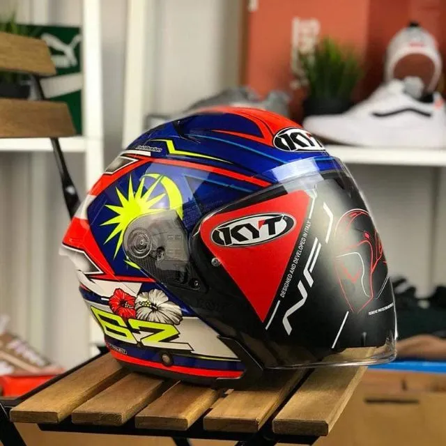 kyt helmet shop near me