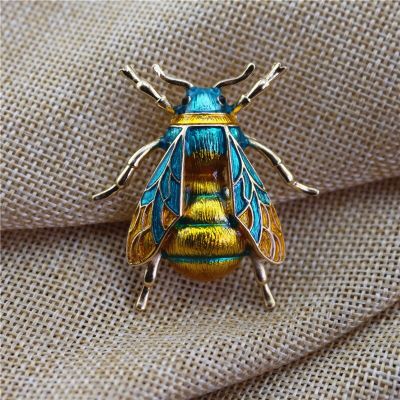 Enamel Bumblebee Brooches Women Alloy Yellow Bee Insect Brooch holiday Gift Broche Banquet Pins