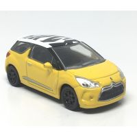 Norev Citroen DS3 สีเหลือง หลังคาม้าลาย โมเดลรถเหล็กสะสม 1/64 (ยาว 7.5 cm) นอกแพค