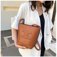 CeliˉneArc de Triomphe Small Smooth Leather Fashion Bucket Bag Women s Style Shoulder