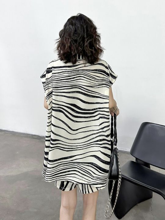 xitao-short-sets-fashion-striped-women-two-pieces-sets
