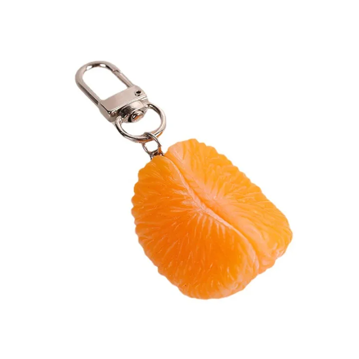 โซ่รถลายการ์ตูนจี้ห้อยกระเป๋าถือพวงกุญแจหญิงจี้ประดับสตรอเบอร์รี่สีส้ม