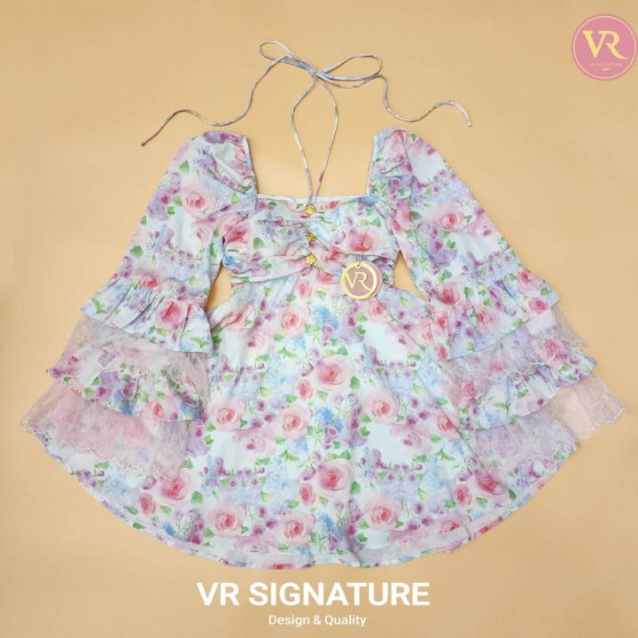 vr-dress-สั้นแขนยาว-ปลายแขนบานแต่งระบานชั้นๆสลับผ้าลูกไม้-ช่วงอกจับจีบแต่งเชือกผูกคอหรือผูกโบว์ด้านหน้าได้ค่ะ-แต่งกระดุม