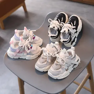 Newborn on sale boy sneakers