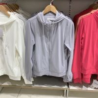 UNIQLO เสื้อสเวตเตอร์ถักแบบบางสำหรับการอาบแดดที่ได้รับการป้องกันห้องลองเสื้อเสื้อโค้ทเสื้อคาร์ดิแกนระบายอากาศสำหรับผู้หญิงรังสียูวีสัมผัสระบายอากาศได้ดีในฤดูร้อนปี456261