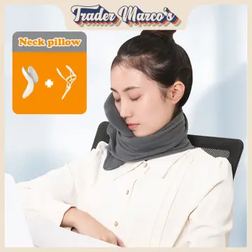 Turtleneck best sale airplane pillow