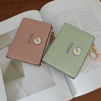 Dompet koin wanita dompet genggam Mini wanita dengan gantungan kunci ritsleting tas kantong koin aster kecil dompet pemegang kartu kunci