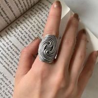 Twist Stripe Layered Ring, การออกแบบขนาดเล็กกระจกรูปไข่เปิดแหวนนิ้วชี้ปรับได้ 1F6Y