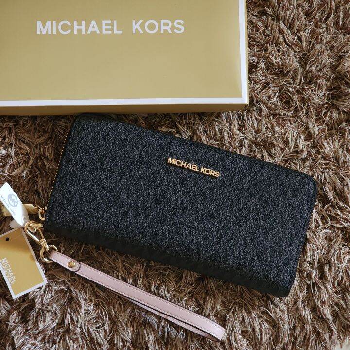 Michael kors jet set signature clearance large flat multifunction phone case