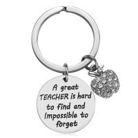 Thank You a Great Teacher is Hard to Find Key Chains Round Strip Discs Stainless Steel Keychains for Teachers Day Gifts