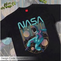 เสื้อยืดลําลอง พิมพ์ลายกราฟิก Nasa Discovery สีดํา สไตล์เรโทร สําหรับคู่รัก