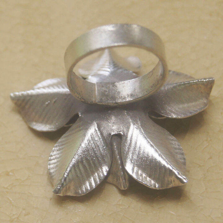 flower-karen-hill-tribe-silver-are-unique-beauty-as-a-valuable-souvenir-valuable-gifts-for-loved-ones-size-7-5-o