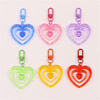 Sweet Pink Hollow Heart Acrylic Keychain Cute Earphone Case Pendant For Girls Colorful Key Holder Women Bag Ornaments Keyring