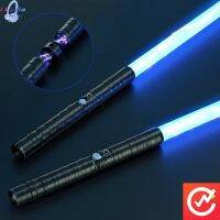 Lightsaber ดาบคอสเพลย์ RGB แบบชาร์จได้2ชิ้นสามารถเชื่อมต่อที่จับโลหะผสมขั้นสูง7สี RGB แบบสองในหนึ่ง