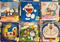 สูญญากาศการ์ตูน DORAEMON  ลิขสิทธิ์แท้ 100 % สูญญากาศติดกระจกไม่ทิ้งคาบกาว สามารถแแปะซ้ำได้ มีถึง 12 ลาย