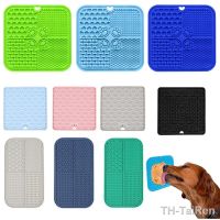 Pet Supplies Dog Silicone Distracted Licking Food Pad Cat Slow Food Bowl Sucker Placemat Pet Anti-slip Anti-choking Eating Gear