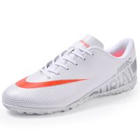 Mens Professional Soccer Shoes Anti-Slip Grass Training Low-Top Soccer Cleats Football Boots Ultralight FG/TF Non-Slip Chuteira