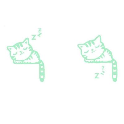 【✴COD✴】 shang815558 สติกเกอร์สติกเกอร์ร้อนสวิตช์ที่สร้างสรรค์น่ารักลูกแมวแสงนวลสติกเกอร์สวิตช์ติดผนังเรืองแสง A