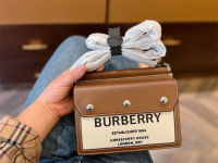 BurberyS Pocket Canvas Shopping Bag กระเป๋าถือ Selected Two-Color Canvas Collage Open Line Details Leather New Autumn 2023